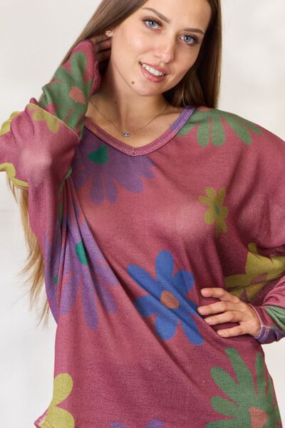 Floral V-Neck Long Sleeve Top in MagentaTopHOPELY