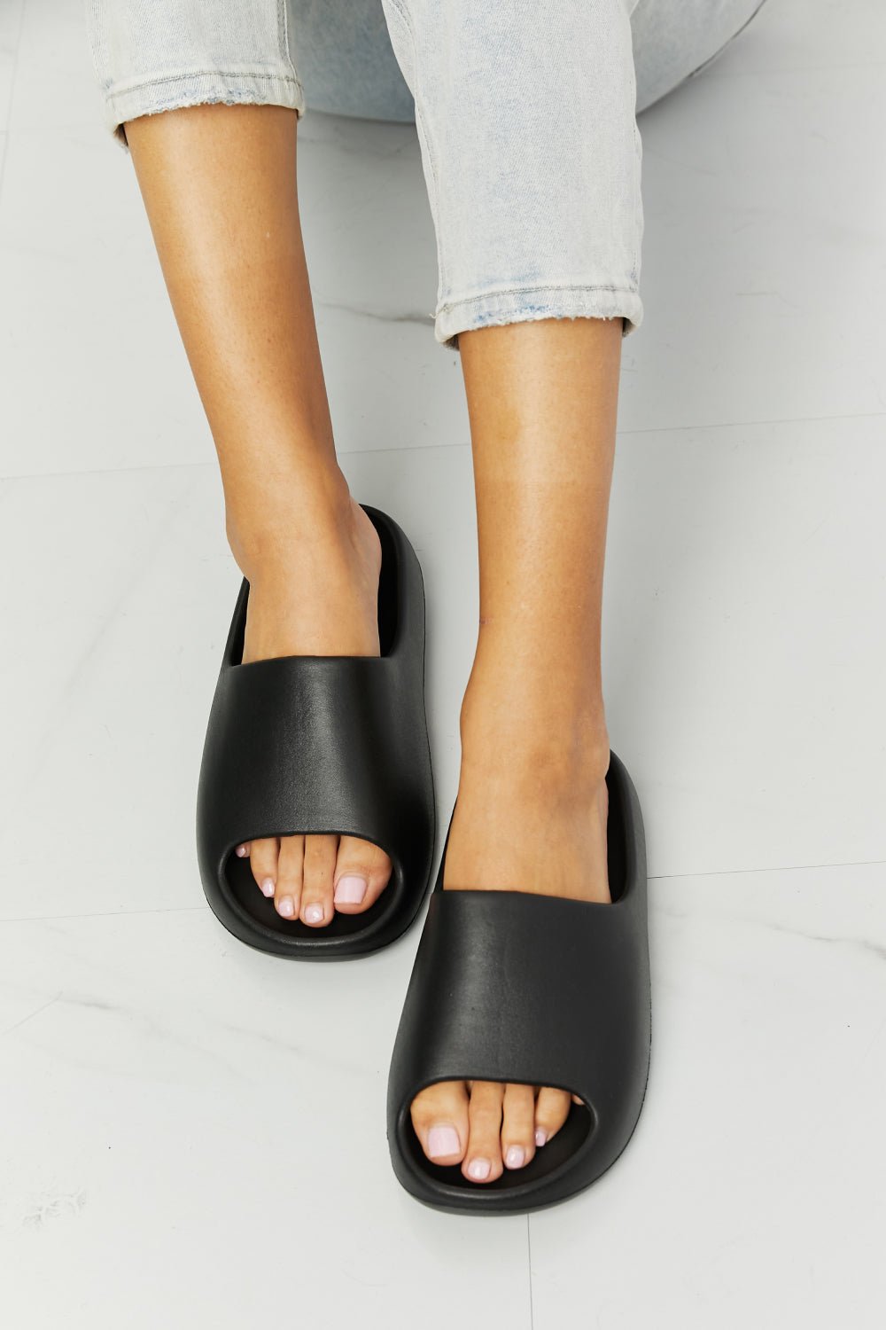 Open Toe Rubber Slide Sandals in BlackSlidesNOOK JOI