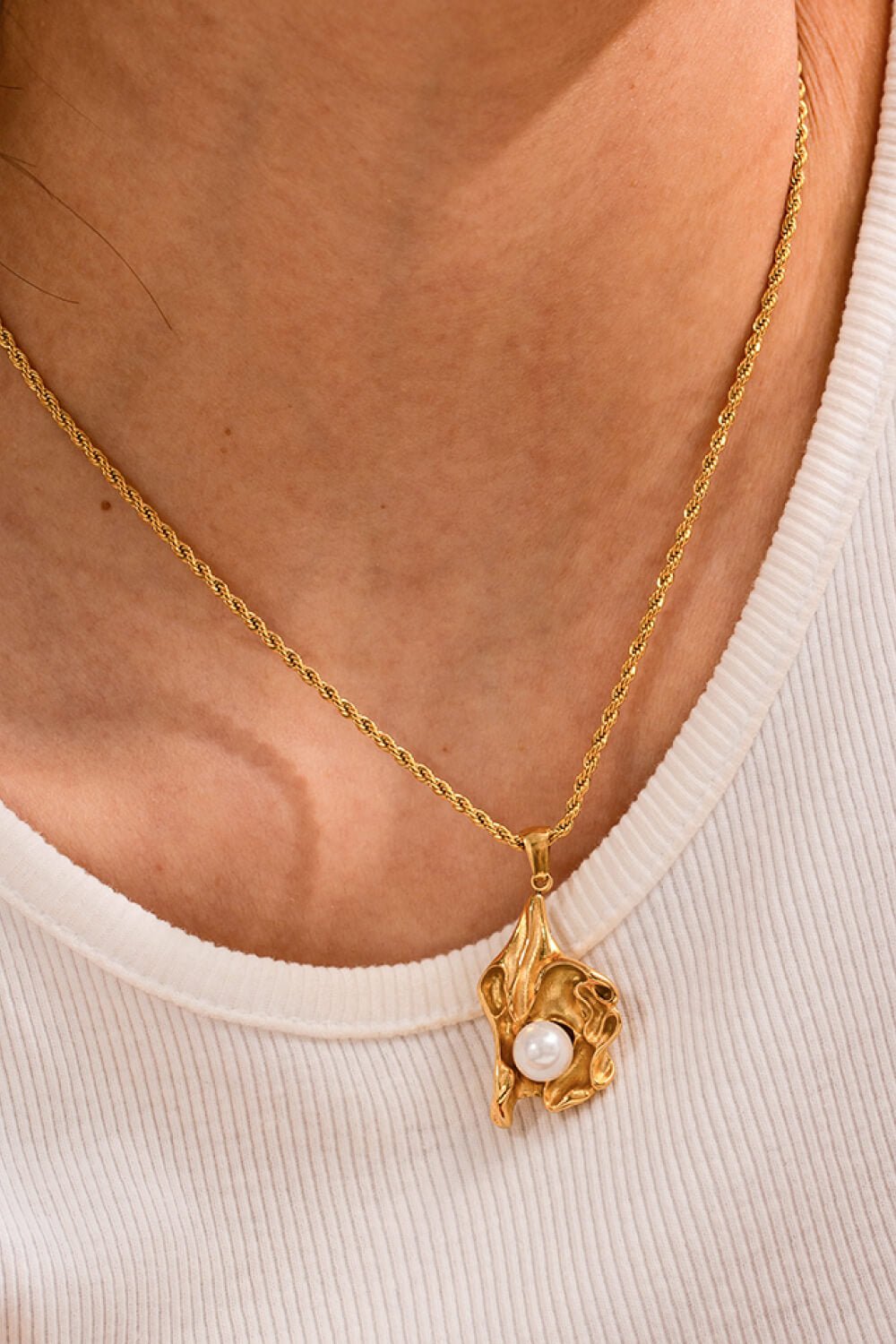 Pearl Trim Pendant Gold-Plated NecklaceNecklaceBeach Rose Co.
