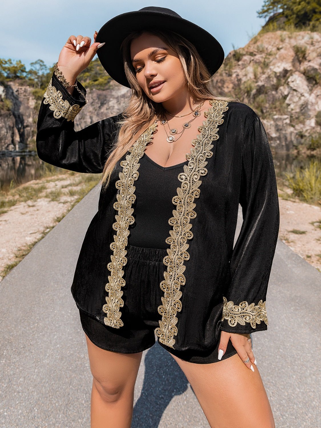 Plus Size Contrast Long Sleeve Top and Shorts Set in BlackShorts SetBeach Rose Co.