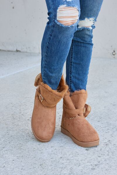 Plush Thermal Flat Boots in TanBootiesForever Link