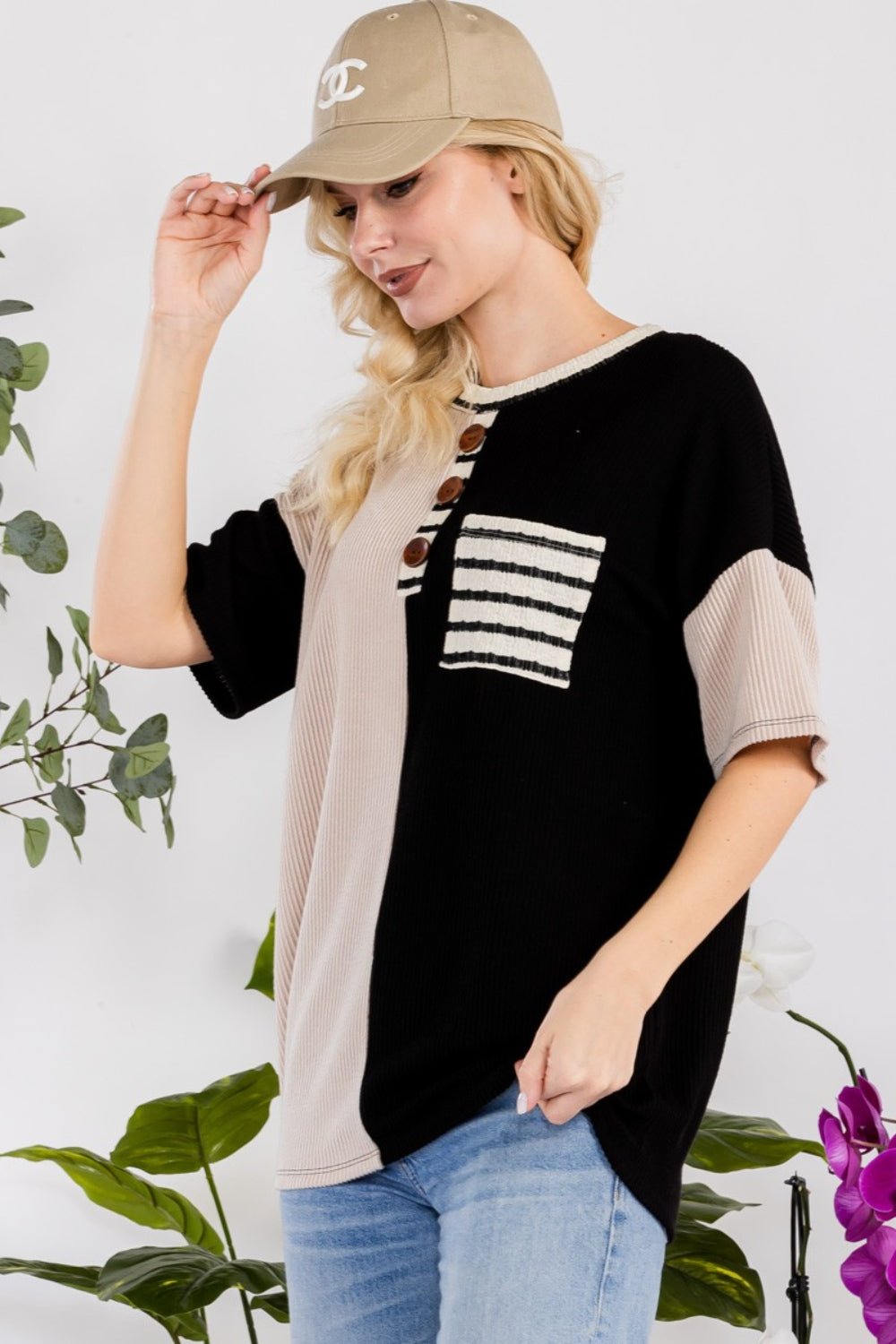 Ribbed Contrast Short Sleeve T-ShirtT-ShirtCeleste Design