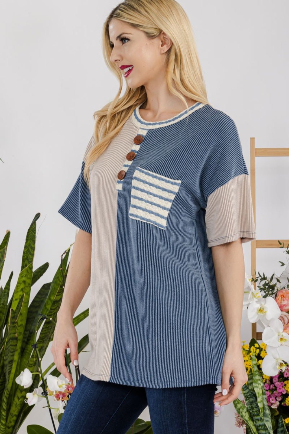 Ribbed Contrast Short Sleeve T-ShirtT-ShirtCeleste Design