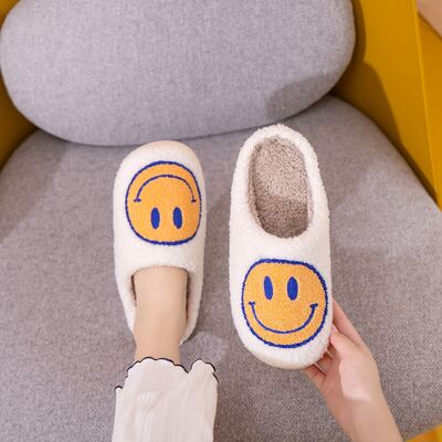 Smiley Face Slippers in White/Yellow/BlueSlippersMelody