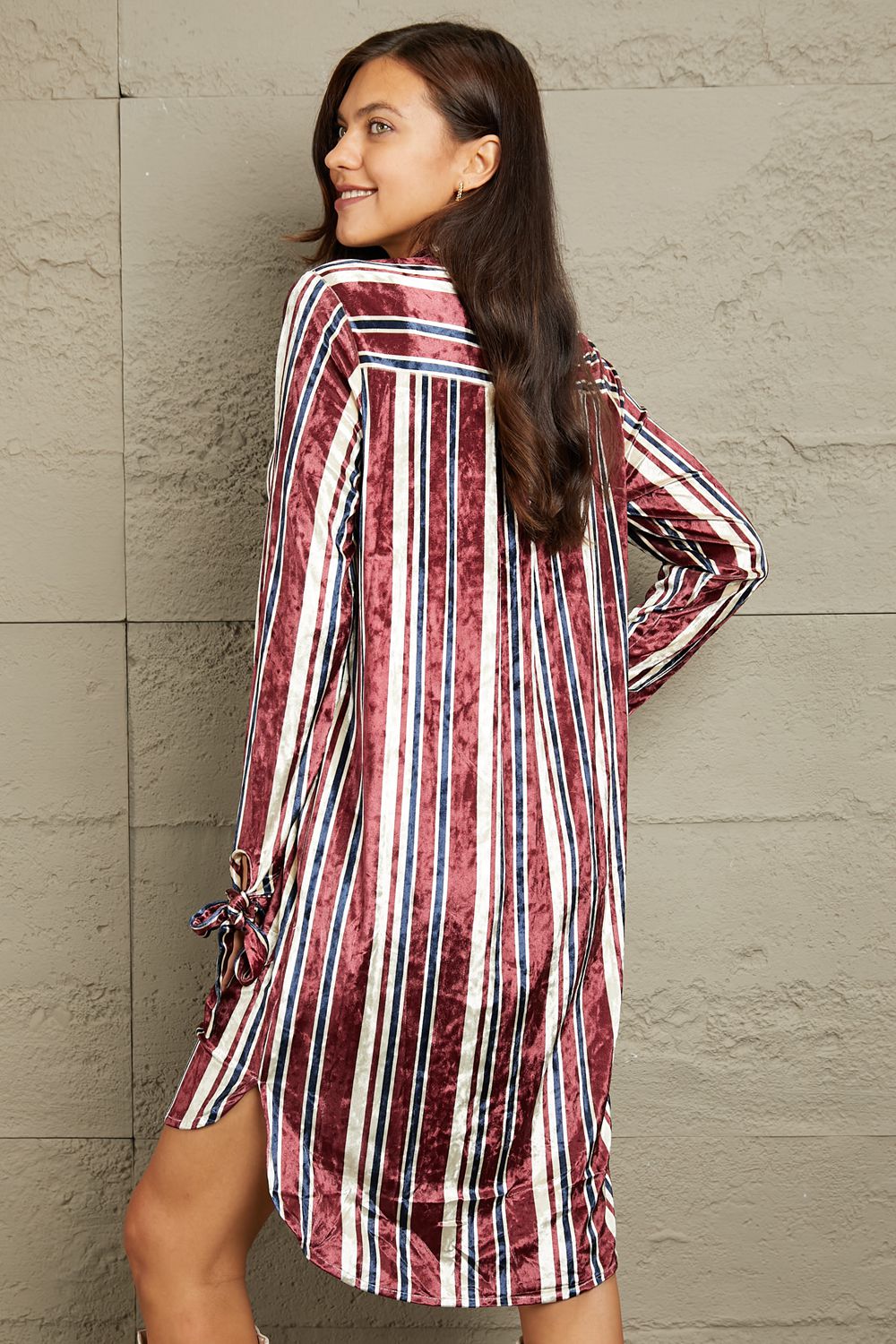 Striped Velvet Knee-Length Dress with PocketsKnee-Length Dresse.Luna